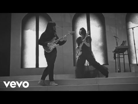 Khruangbin - Pon Pón (Official Video)